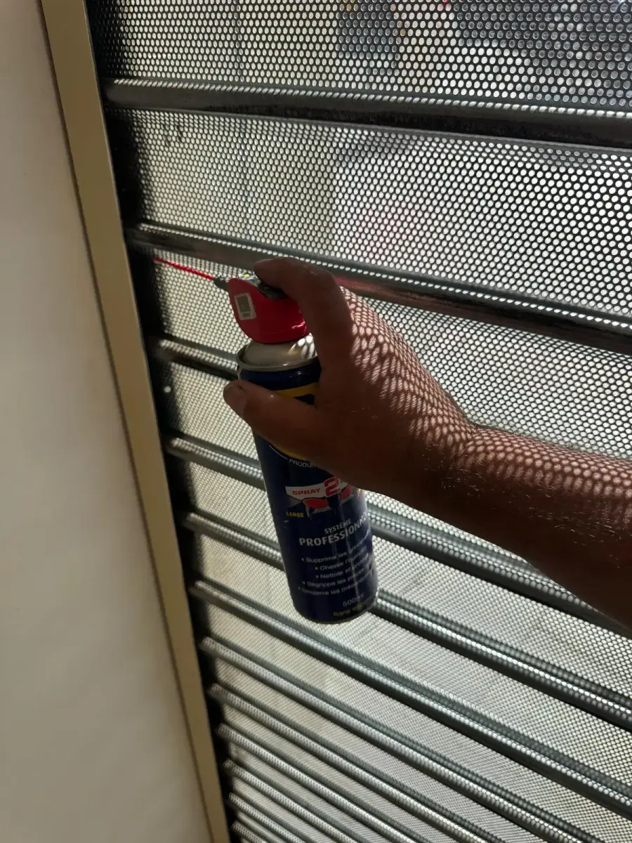Entretien et maintenance de rideau métallique à Marseille 15 Entretien et maintenance de rideau métallique à Marseille 15